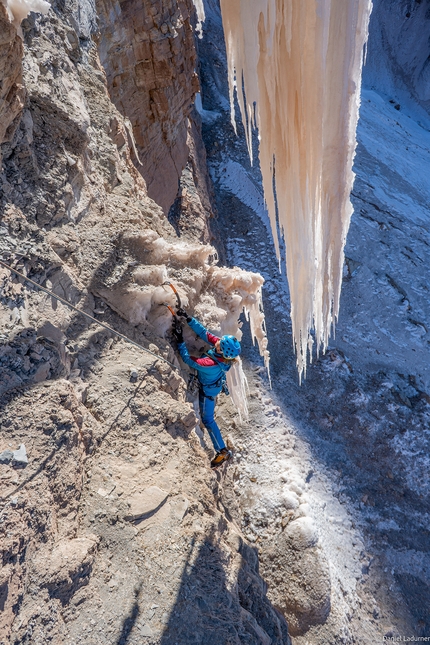 Blätterbach, Fossil, Sarah Haase, Daniel Ladurner - Making the first ascent of Fossil, Blätterbach, Italy (Sarah Haase, Daniel Ladurner 10/02/2023)