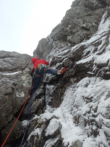 Ben Nevis, Scozia, Dario Eynard, Fabio Olivari - L'apertura di 'Solar Wind' sul Ben Nevis durante il Scottish Winter Climbing Meet 2023