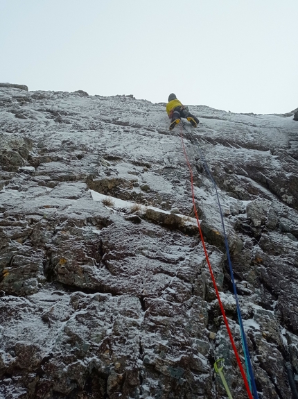 Ben Nevis, Scozia, Dario Eynard, Fabio Olivari - L'apertura di 'Solar Wind' sul Ben Nevis durante il Scottish Winter Climbing Meet 2023