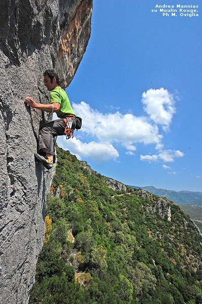 Climbing in Sardinia - Andrea Mannias on Moulin Rouge, Broadway, Sardinia