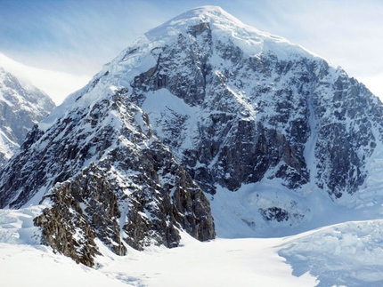 Kahiltna Peaks West - Kahiltna Peaks West (3914m, Gruppo del McKinley-Denali, Alaska)