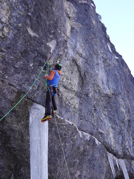 Bella Ramponella, Val dai Tamersc, Fanes, Dolomiti, Christoph Hainz, Simon Kehrer - L'apertura di Bella Ramponella in Val dal Sé (Val dai Tamersc, Fanes), Dolomiti (Christoph Hainz, Simon Kehrer 2023)