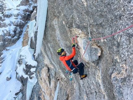 Bella Ramponella, Val dai Tamersc, Fanes, Dolomites, Christoph Hainz, Simon Kehrer - Making the first ascent of Bella Ramponella in Val dal Sé (Val dai Tamersc, Fanes), Dolomites (Christoph Hainz, Simon Kehrer 2023)