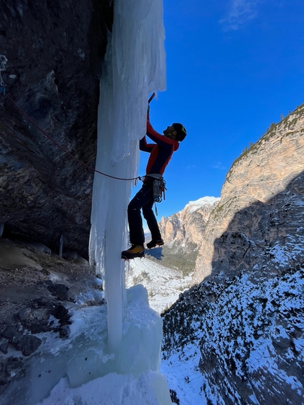 Bella Ramponella, Val dai Tamersc, Fanes, Dolomites, Christoph Hainz, Simon Kehrer - Making the first ascent of Bella Ramponella in Val dal Sé (Val dai Tamersc, Fanes), Dolomites (Christoph Hainz, Simon Kehrer 2023)