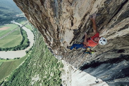 Monte Cimo, Scoglio dei Ciclopi, Val d’Adige, Rolando Larcher, Luca Giupponi - Rolando Larcher & Luca Giupponi su 'Big Roof' allo Scoglio dei Ciclopi del Monte Cimo in Val d’Adige