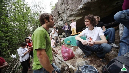 Melloblocco 2011 - video ufficiale - Melloblocco 2011 - Chris Sharma & Adam Ondra