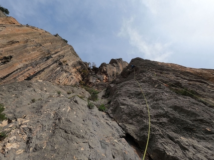 Sardinia, Punta su Mulone, Marco Pellegrini, Giulia Orlandi - Pitch 3 of Giumar, Punta su Mulone, Baunei, Sardinia (Giulia Orlandi, Marco Pellegrini 2021)