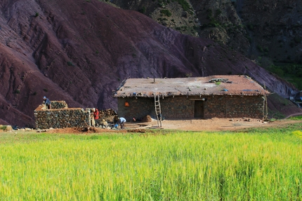 Taghia, Morocco - Taghia, Morocco: while abundant springs supply fertile fields via a skillful network of channels, many of the village's 600 inhabitants rely on drinking water that is pumped upstream by an electrogen group.