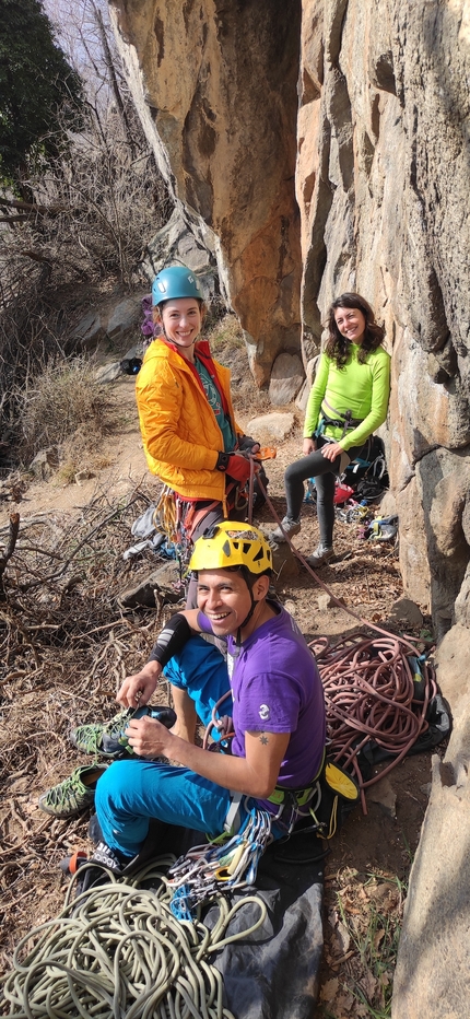 Merenderos Trad, Valle di Susa - Manuel Bissaca, Leonie Kutschale and Francesca Berardo at Merenderos Trad in Valle di Susa