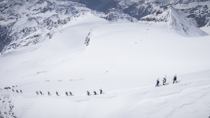 Trofeo Mezzalama 2023 - Trofeo Mezzalama 2023: alle ore 6:30 è partito da Breuil-Cervinia il Trofeo Mezzalama, la finestra di bel tempo prevista qualche ora prima del via ha lasciato che le 209 squadre iscritte disputassero la gara regolarmente