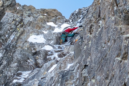 Mount Morrison, California, Jack Cramer, Tad McCrea, Vitaliy Musienko - Jack Cramer tackling the crux of Troll Toll (600m, M5) on the ENE Face of Mount Morrison in California, USA