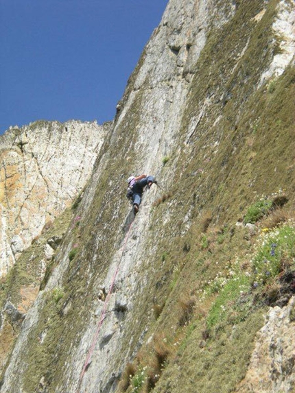 BMC International Summer Climbing Meet 2011 - Gogarth. The strand