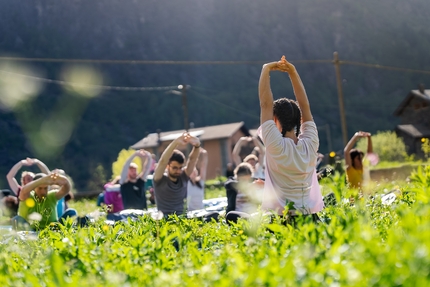 Melloblocco 2023 - Yoga pre-climbing, Melloblocco 2023 day 2