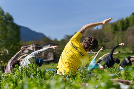 Melloblocco 2023 - Yoga pre-climbing, Melloblocco 2023 day 2