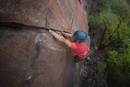 Michele Caminati, Toewalker, Bozen - Michele Caminati climbing his 'Toewalker' close to Bozen, South Tyrol, Italy