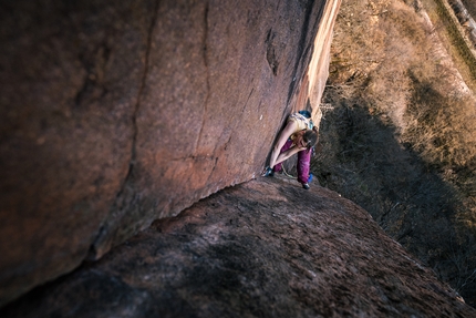 Claudia Amatruda, Diagoline, Bozen - Claudia Amatruda climbing Diagoline, 6c trad close to Bozen, South Tyrol, Italy