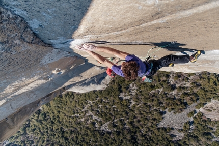 Siebe Vanhee, Dawn Wall, El Capitan, Yosemite - Siebe Vanhee attempting the famous dyno on the Dawn Wall on El Capitan in Yosemite, January 2022