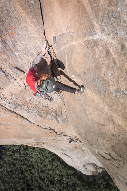 Siebe Vanhee, Dawn Wall, El Capitan, Yosemite - Siebe Vanhee tenta la Dawn Wall su El Capitan in Yosemite, gennaio 2022