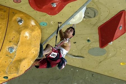 Arrampicata: a Puigblanque ed Eiter la quinta tappa della World Cup Lead di Singapore