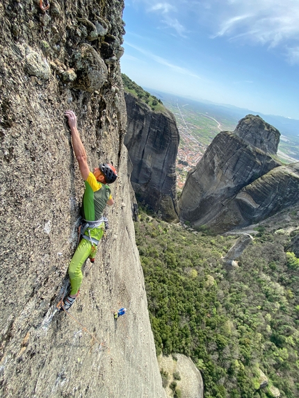 New multipitch climb at Meteora in Greece by Luca Giupponi, Rolando Larcher, Maurizio Oviglia
