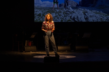 Trento Film Festival 2023 - Sara Segantin al Trento Film Festival 2023 durante la serata 'Arrampicarsi all’inferno. L’alpinismo al tempo della crisi climatica'