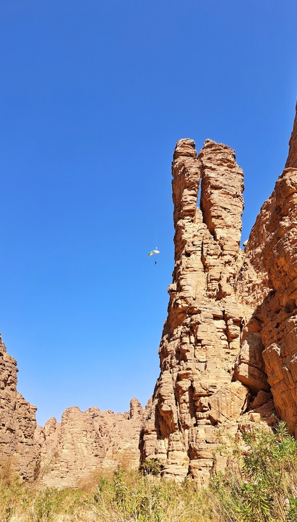 Algeria, Marco Milanese - Arrampicata e paralpinismo in Algeria