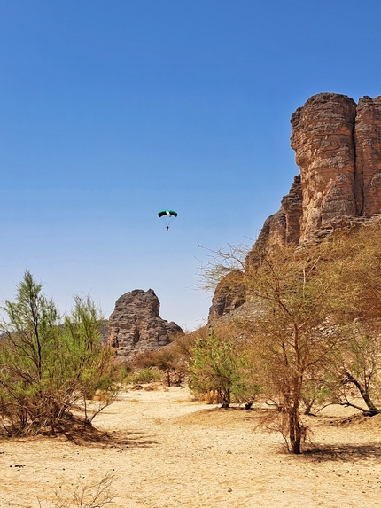 Algeria, Marco Milanese - Arrampicata e paralpinismo in Algeria