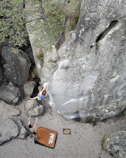 Sébastien Berthe, Hugo Parmentier, Fontainebleau - Seb Berthe & Hugo Parmentier climbing 100 Fontainebleau 7A's in a day on 14 May 2023