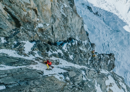 Grandes Jorasses, Direttissima, Pointe Walker, Charles Dubouloz, Clovis Paulin, Symon Welfringer  - Charles Dubouloz, Clovis Paulin & Symon Welfringer climbing the Direttissima on Pointe Walker of the Grande Jorasses (09-13/02/2023)