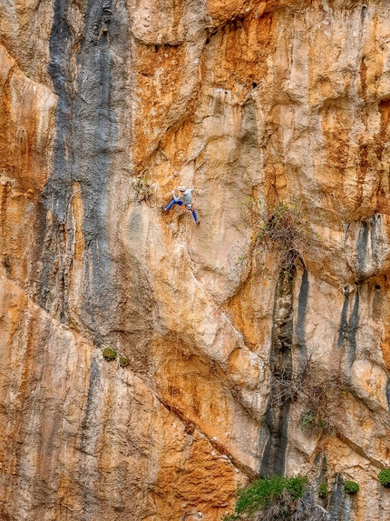 Hotel Supramonte, Gola di Gorropu, Sardinia, Federica Mingolla - Federica Mingolla climbing Hotel Supramonte, Gola di Gorropu, Sardinia