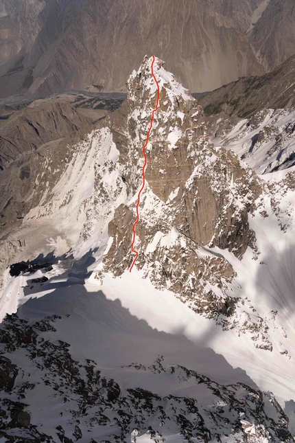 Fabian Buhl, Will Sim, Karakorum - Gulmit Tower (5801m) above the Hunza Valley in Pakistan's Karakorum and the line of ascent taken by Fabian Buhl and Will Sim in July 2022