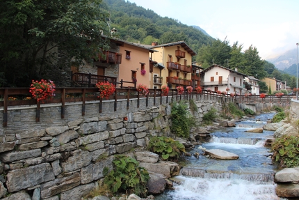 Crissolo diventa Villaggio degli Alpinisti