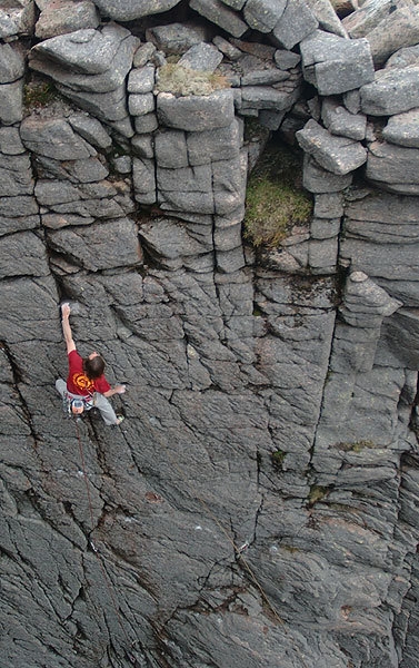 Dave Macleod travels To Hell and Back  E10 6c at Hell’s Lum, Cairngorms, Scotland