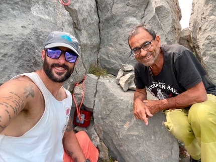 Tra Ombre e Luce, Monte Oddeu, Sardegna, Giuseppe Obinu, Luciano Muroni - L'apertura di Tra Ombre e Luce al Sas Palas de su Puntale (Monte Oddeu, Sardegna), di Giuseppe Obinu e Luciano Muroni