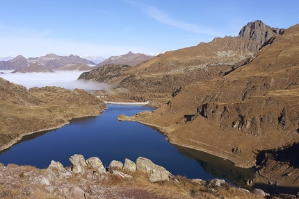 Sentiero delle Orobie - Sentiero delle Orobie: Laghi Gemelli visti dal Passo omonimo