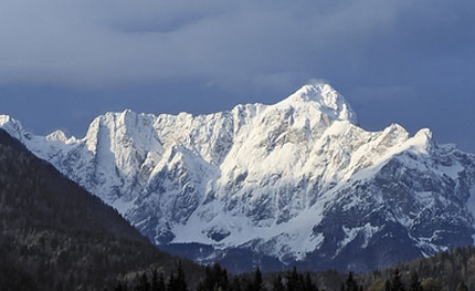 Escursioni con le racchette da neve in Friuli Venezia Giulia - Racchette da neve in Friuli Venezia Giulia: Panorama sul Mangart