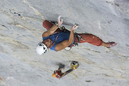 Harald Berger realizza la prima libera di Antihydral 8b, in RÃ¤tikon