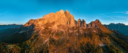 Spiz d’Agner, Dolomites, Barbari nel TAO, Nicolò Geremia, Mirco Grasso - Nicolo Geremia and Mirco Grasso making the first ascent of Barbari nel TAO, Spiz d’Agner, Dolomites