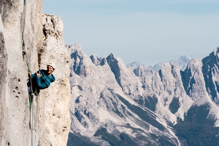 Spiz d’Agner, Dolomiti, Barbari nel TAO, Nicolò Geremia, Mirco Grasso - Nicolo Geremia e Mirco Grasso in apertura su Barbari nel TAO, Spiz d’Agner, Dolomiti 