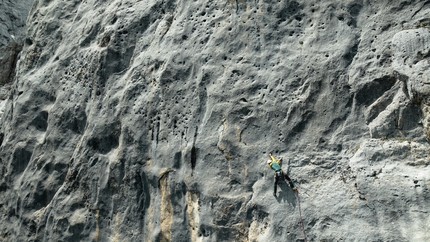 Spiz d’Agner, Dolomiti, Barbari nel TAO, Nicolò Geremia, Mirco Grasso - Nicolo Geremia e Mirco Grasso in apertura su Barbari nel TAO, Spiz d’Agner, Dolomiti 