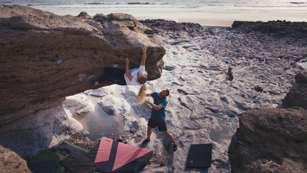 Shauna Coxsey climbs Hydro, second 8B in two months