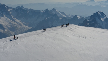 Marcello Ugazio da Genova in cima al Monte Bianco in meno di 15 ore