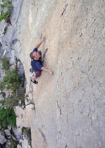 Genna Croce, Sardegna - Gianni Cattaino in arrampicata Genna Croce, 2004