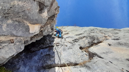 Utopia, Pilastro Alma, Monte Misone, Val Lomasone - L'apertura di 'Utopia' al Pilastro Alma, Monte Misone (Jacopo Biserni, Claudio Sartorelli, Andrea Gamberini, Riccardo Russo)