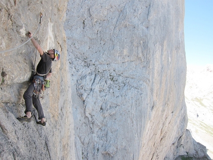 Naranjo de Bulnes, nuova libera firmata Pou