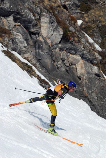 XIII Tour du Rutor: ski mountaineering race - Dennis Brunod and Manfred Reichegger win the XIII Tour du Rutor. Gloriana Pellissier and Laetitia Roux win the women's event.