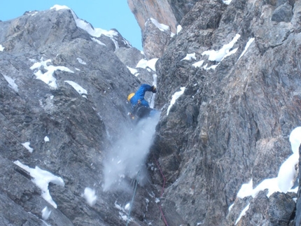 Christophe Profit 10 times the Eiger North Face as mountain guide - On 09/04/07 Christophe Profit, one of the most important mountaineers of all times, climbed the North Face of the Eiger for the tenth time with a client.