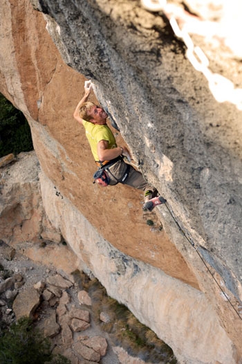 Andreas Bindhammer repeats La Rambla 9a+ and Broadway 8c+/9a at Siurana - On 02/05/07 Andreas Bindhammer from Germany made the fourth ascent La Rambla 9a+, Siurana, Spain