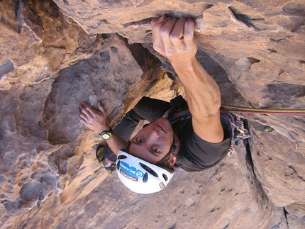 Arrampicare nel Wadi Rum - Al confine tra la Giordania e l' Arabia Saudita, il deserto del Wadi Rum, per vivere l'arrampicata da mille e una notte...