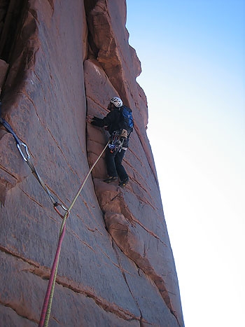 Arrampicare nel Wadi Rum - Al confine tra la Giordania e l' Arabia Saudita, il deserto del Wadi Rum, per vivere l'arrampicata da mille e una notte...